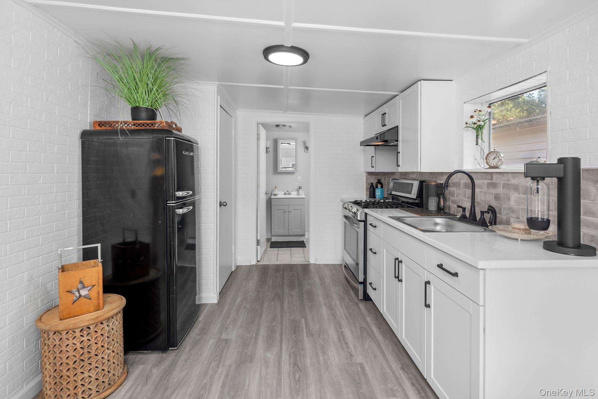 Single Family Tier  Bronx, NY 10464, MLS-891338-8