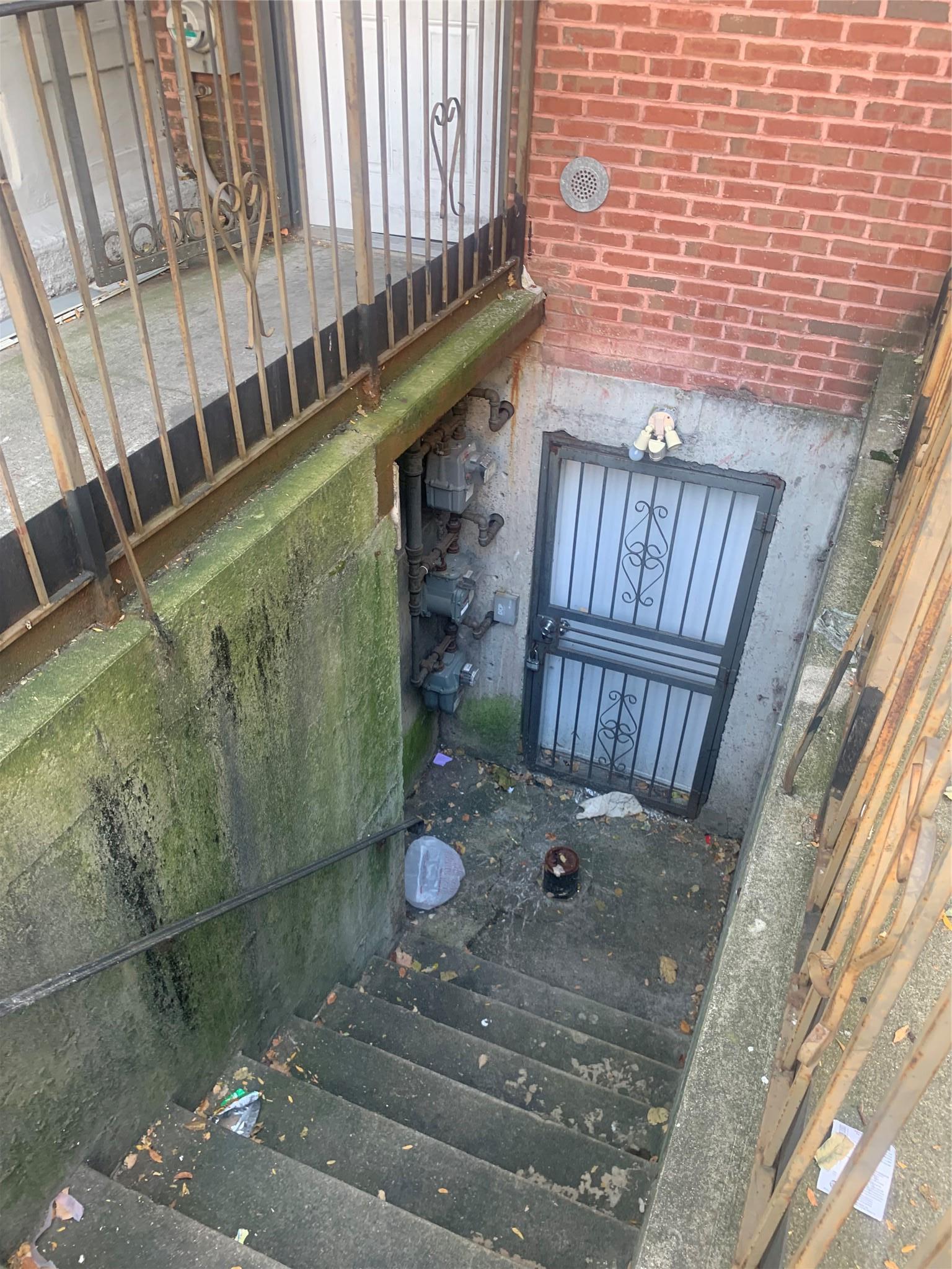 Single Family Milford  Brooklyn, NY 11208, MLS-891362-7