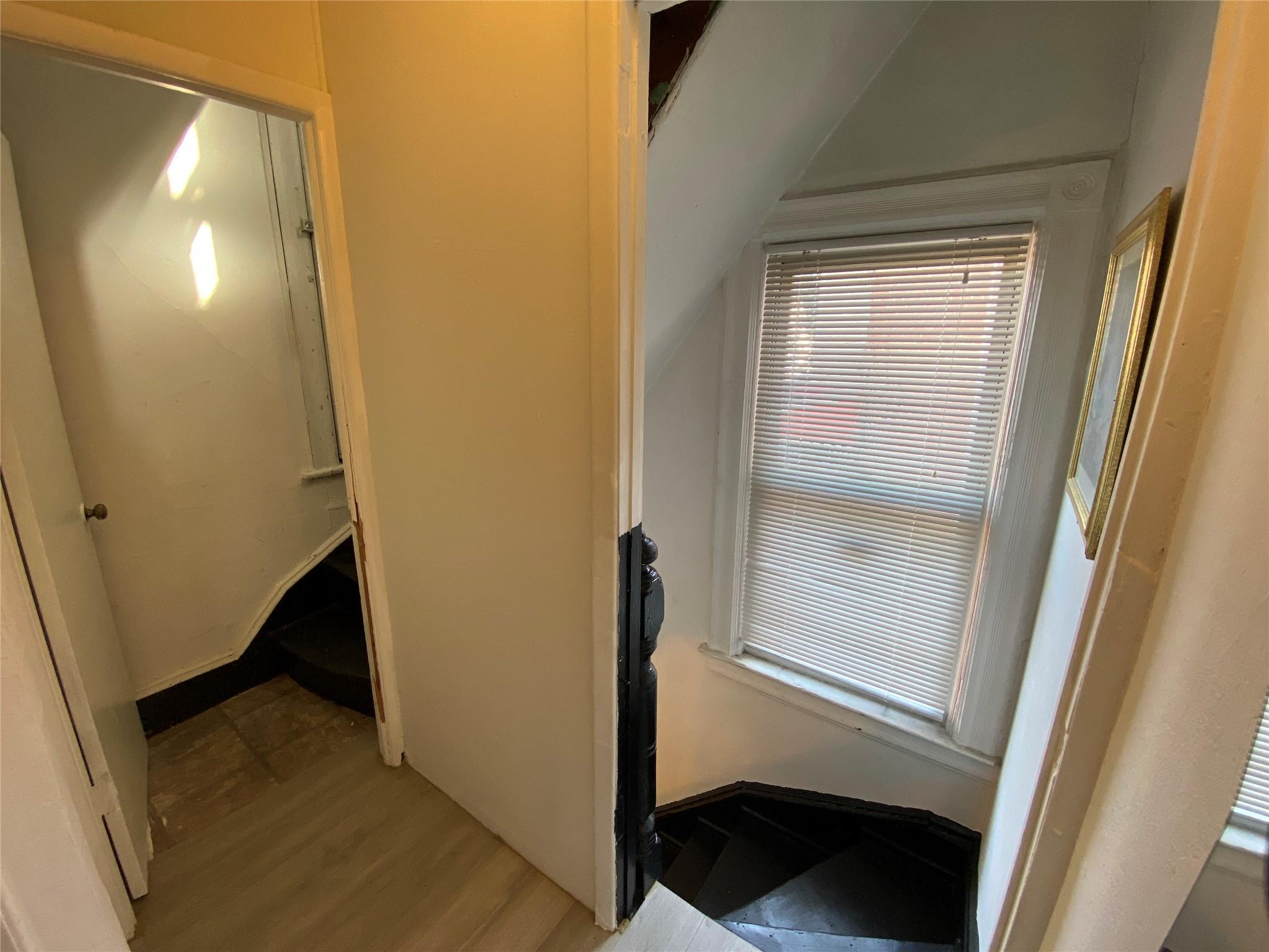 Single Family 227th  Bronx, NY 10466, MLS-891380-10