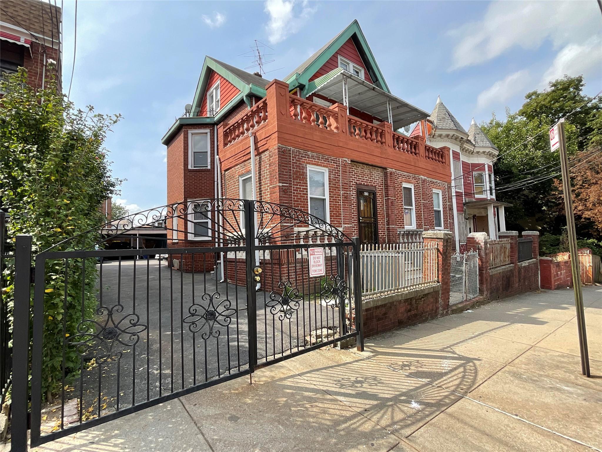 Single Family 227th  Bronx, NY 10466, MLS-891380-15
