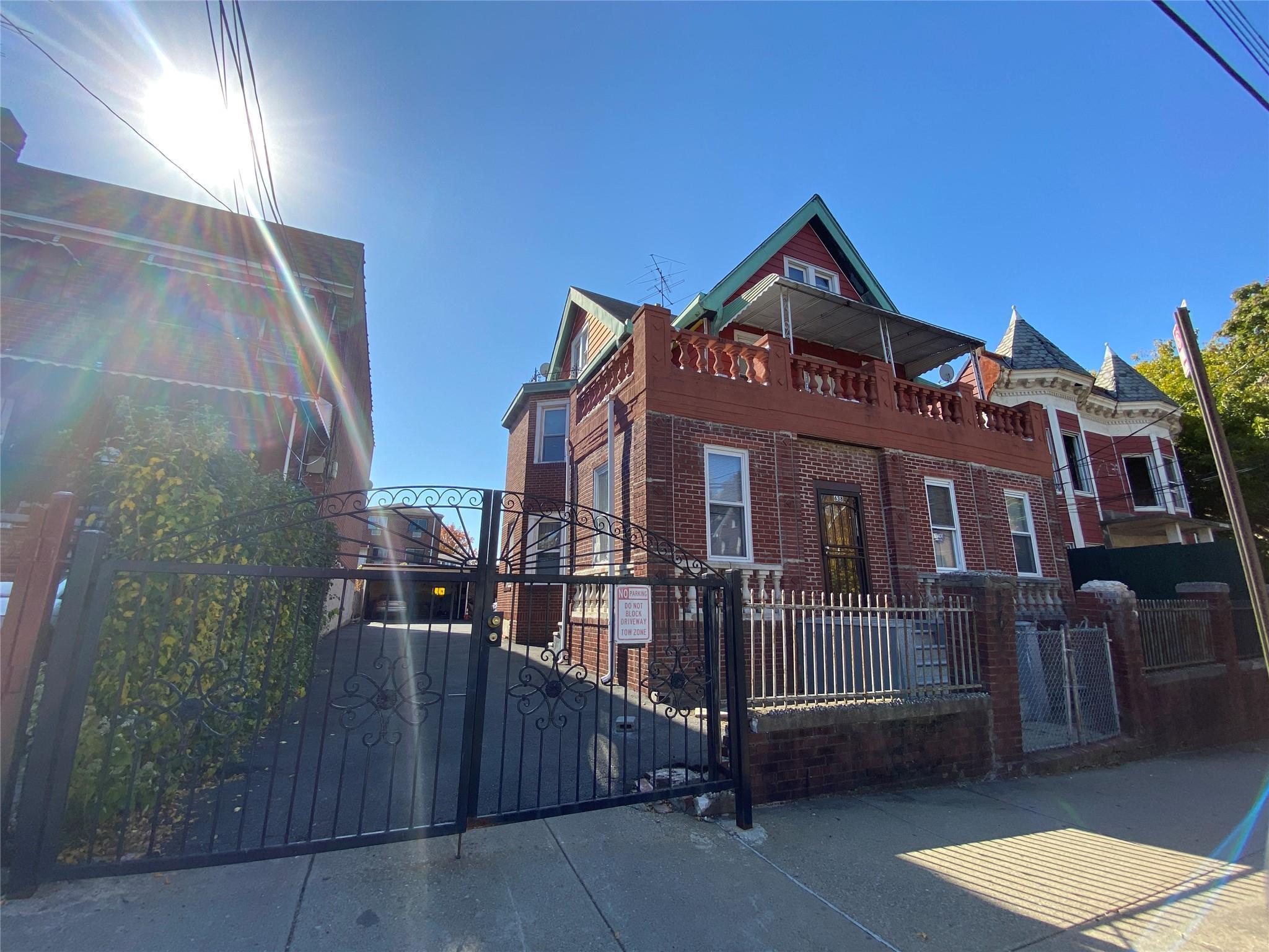 Single Family 227th  Bronx, NY 10466, MLS-891380-18