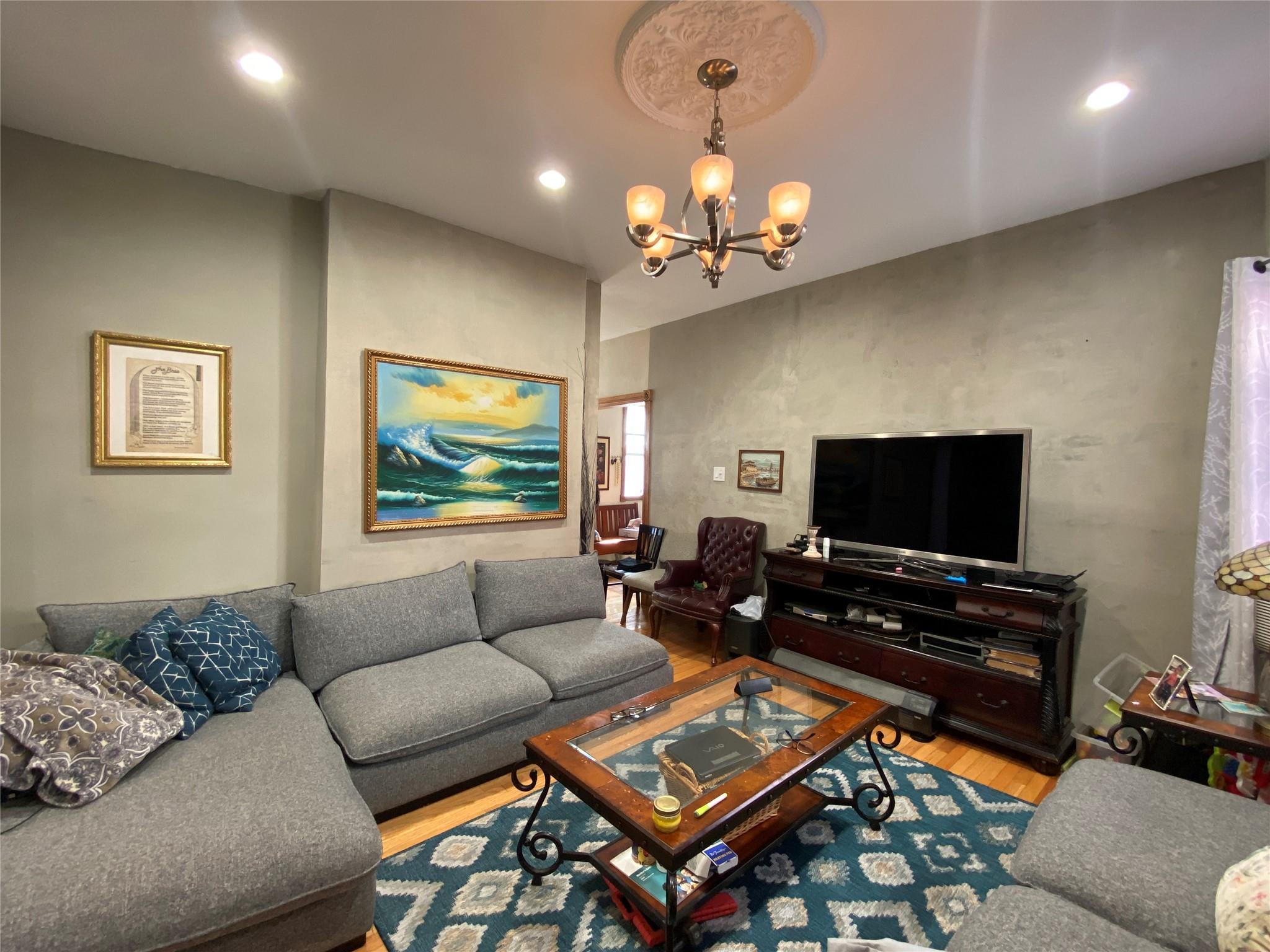 Single Family 227th  Bronx, NY 10466, MLS-891380-6