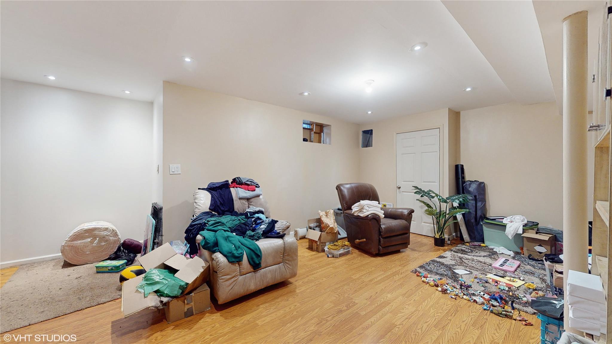 Single Family Barlow Avenue  Staten Island, NY 10312, MLS-891398-25