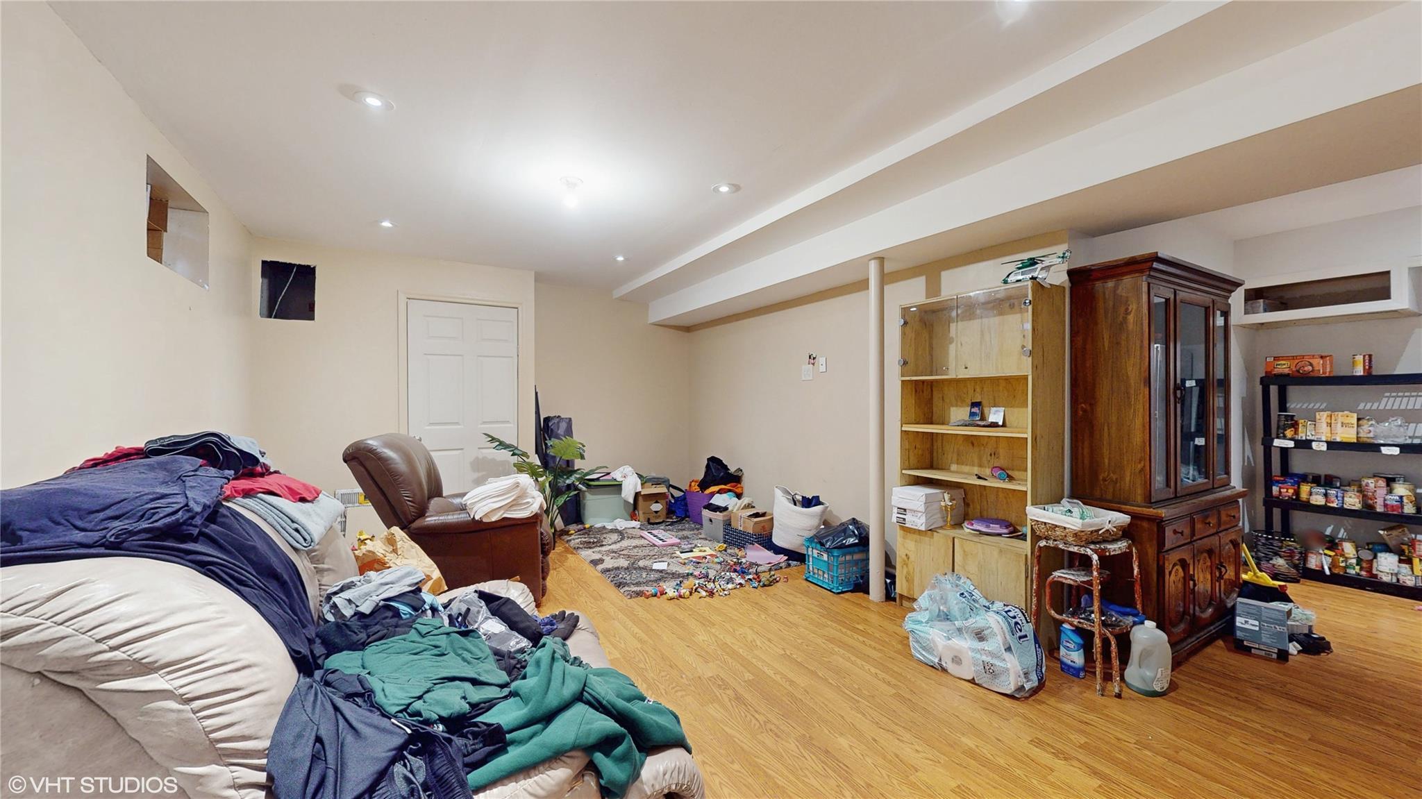 Single Family Barlow Avenue  Staten Island, NY 10312, MLS-891398-26