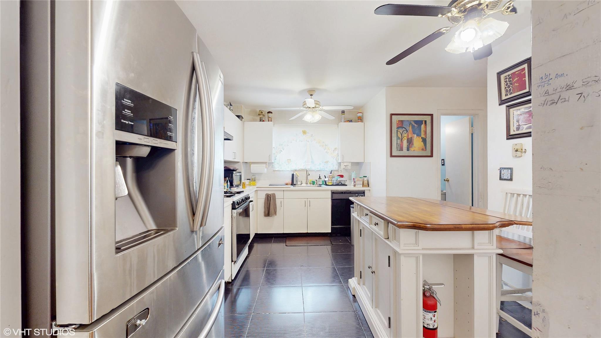 Single Family Barlow Avenue  Staten Island, NY 10312, MLS-891398-3