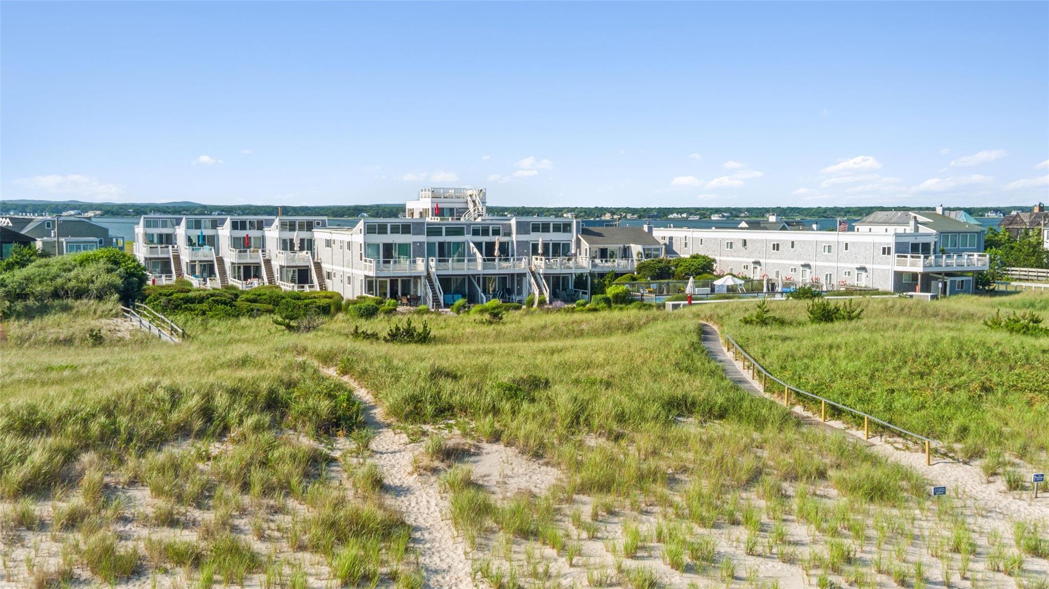 Condo Dune  Suffolk County, NY 11977, MLS-891430-18
