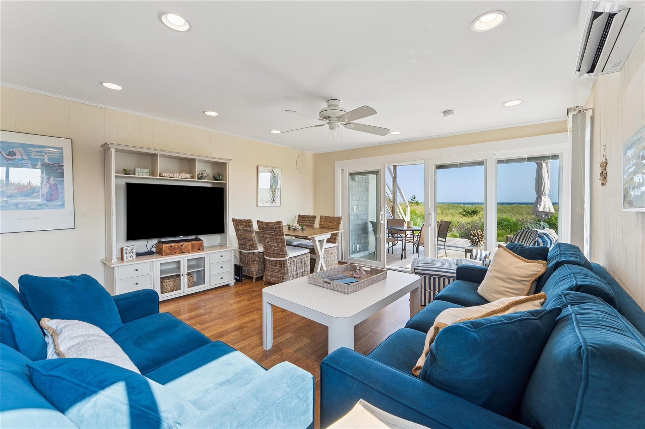 Condo Dune  Suffolk County, NY 11977, MLS-891430-4