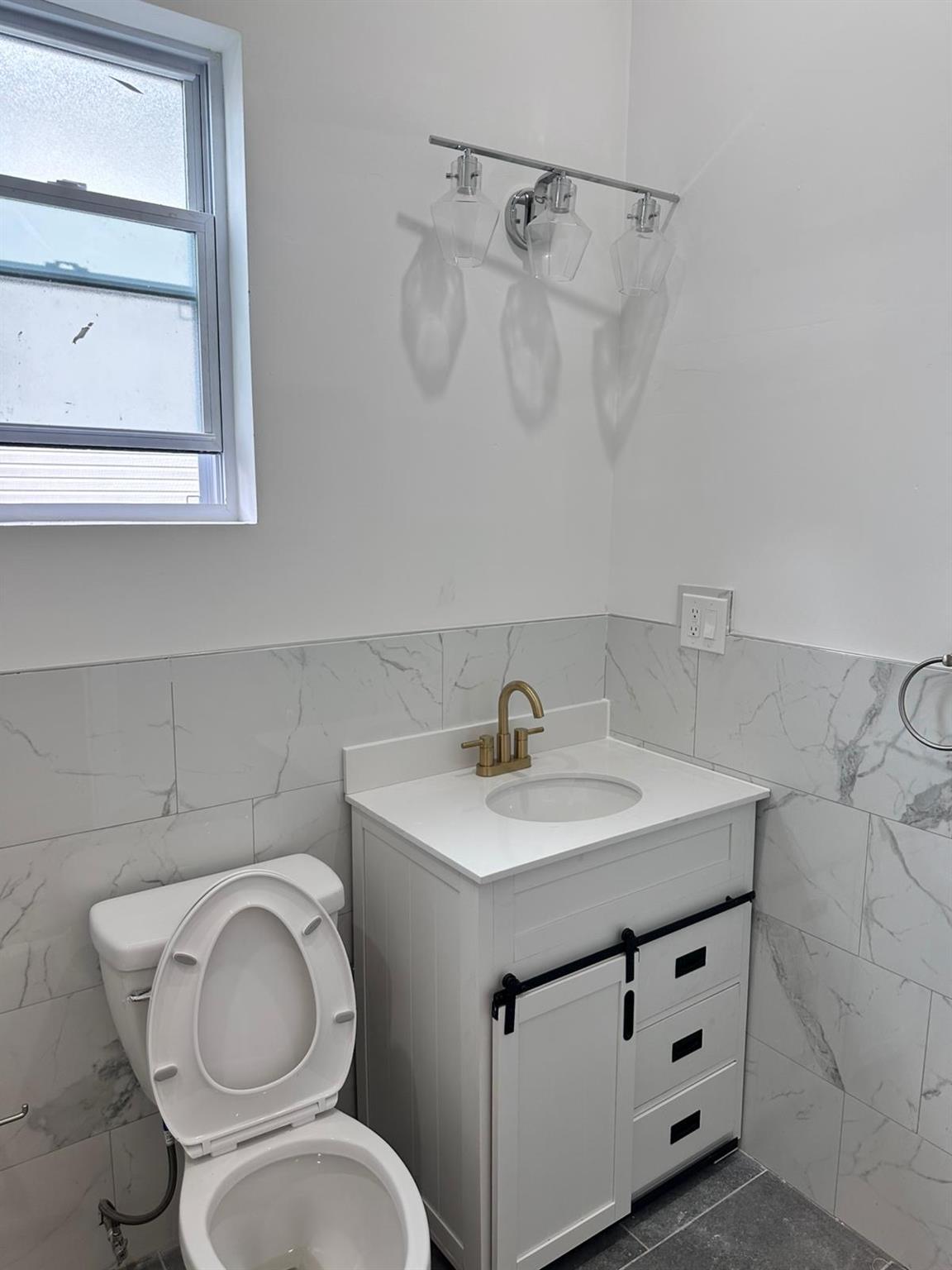 Apartment Milford  Brooklyn, NY 11208, MLS-891478-4
