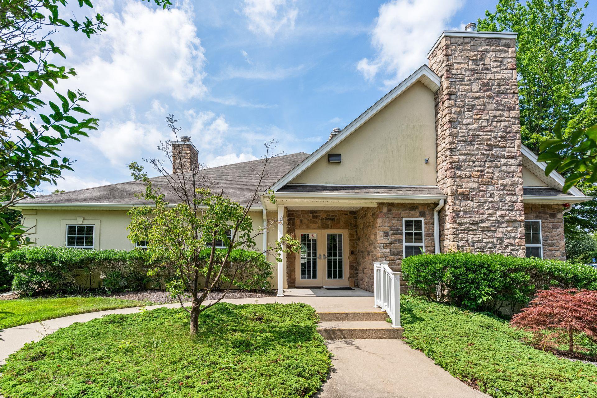 Condo Christine  Suffolk County, NY 11746, MLS-891479-29