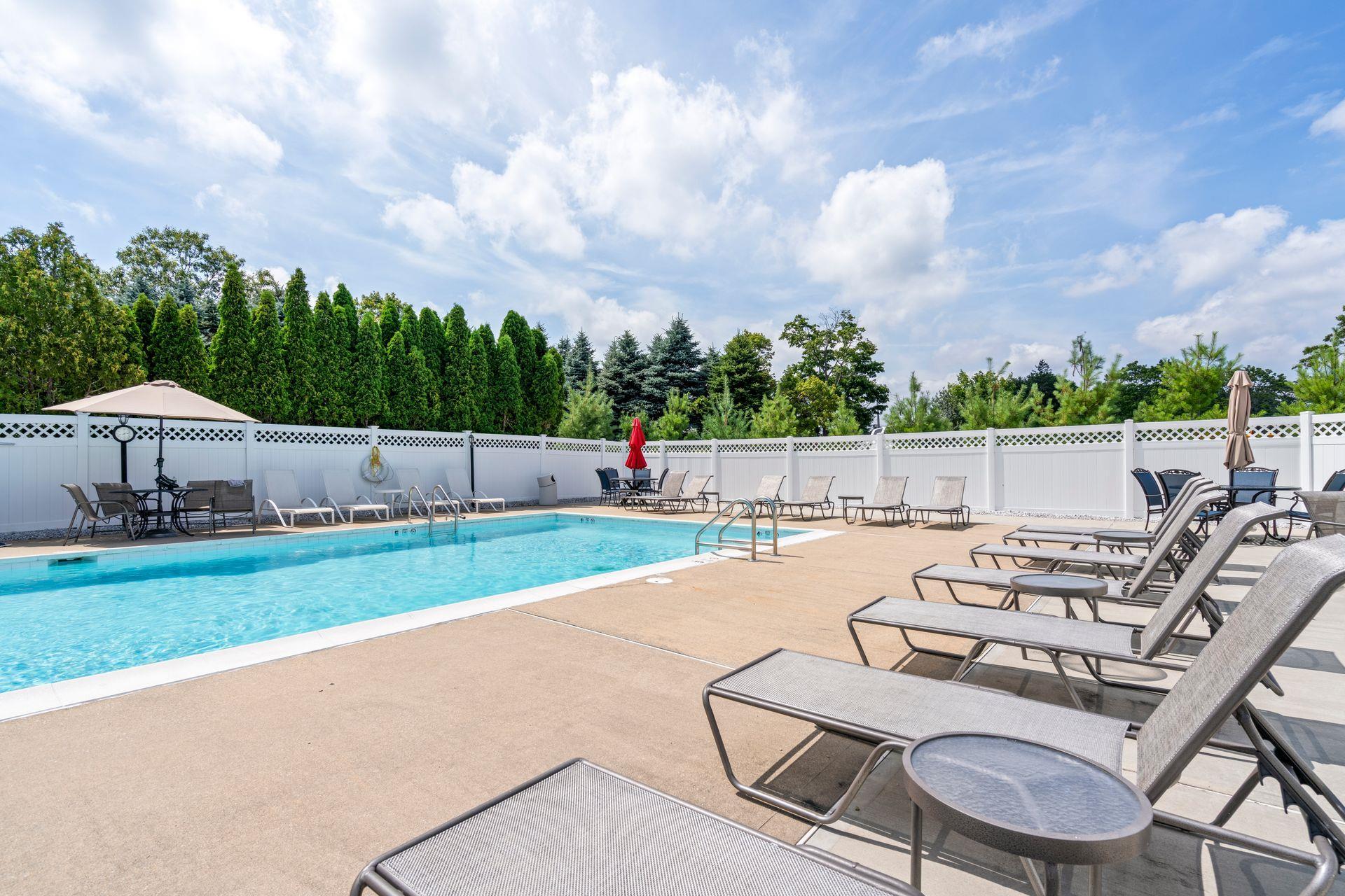 Condo Christine  Suffolk County, NY 11746, MLS-891479-30