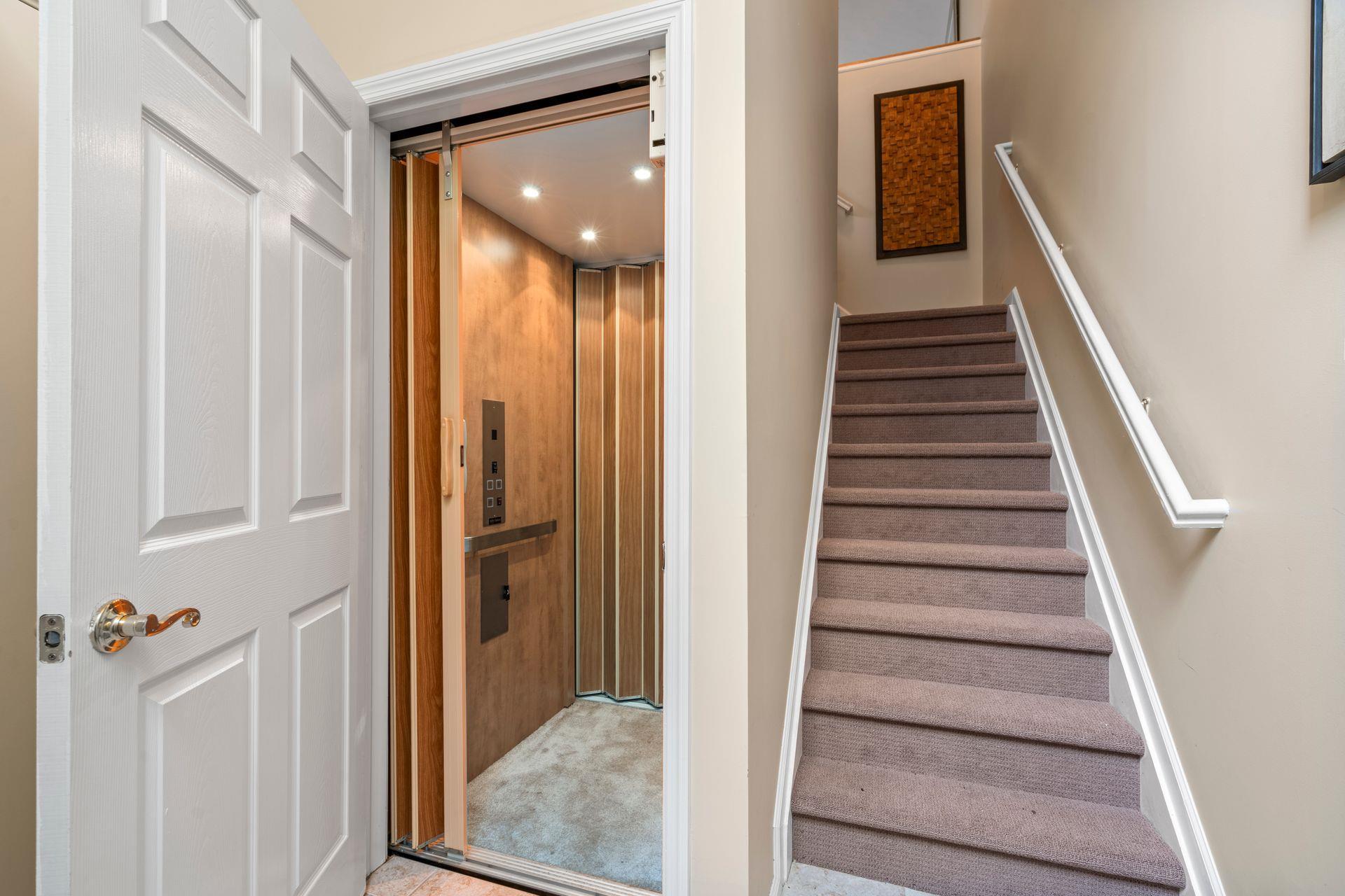 Condo Christine  Suffolk County, NY 11746, MLS-891479-4