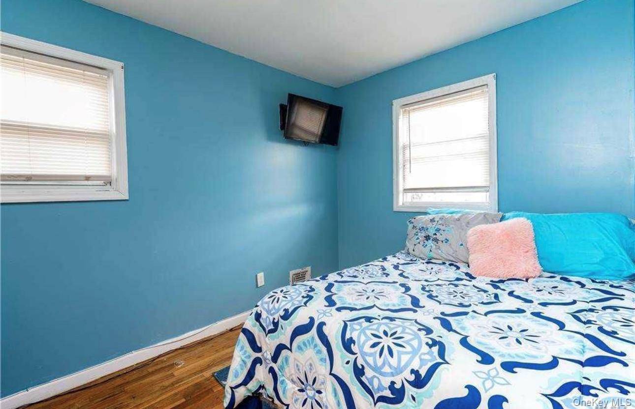 Single Family Blvd.  Queens, NY 11411, MLS-891528-10