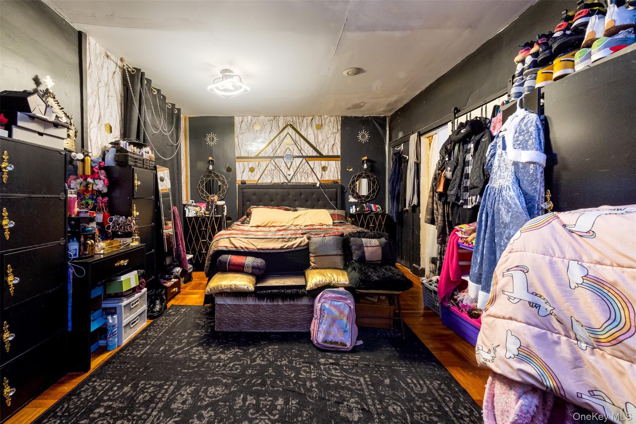 Single Family Holland Bronx, NY 10467, MLS-891532-8