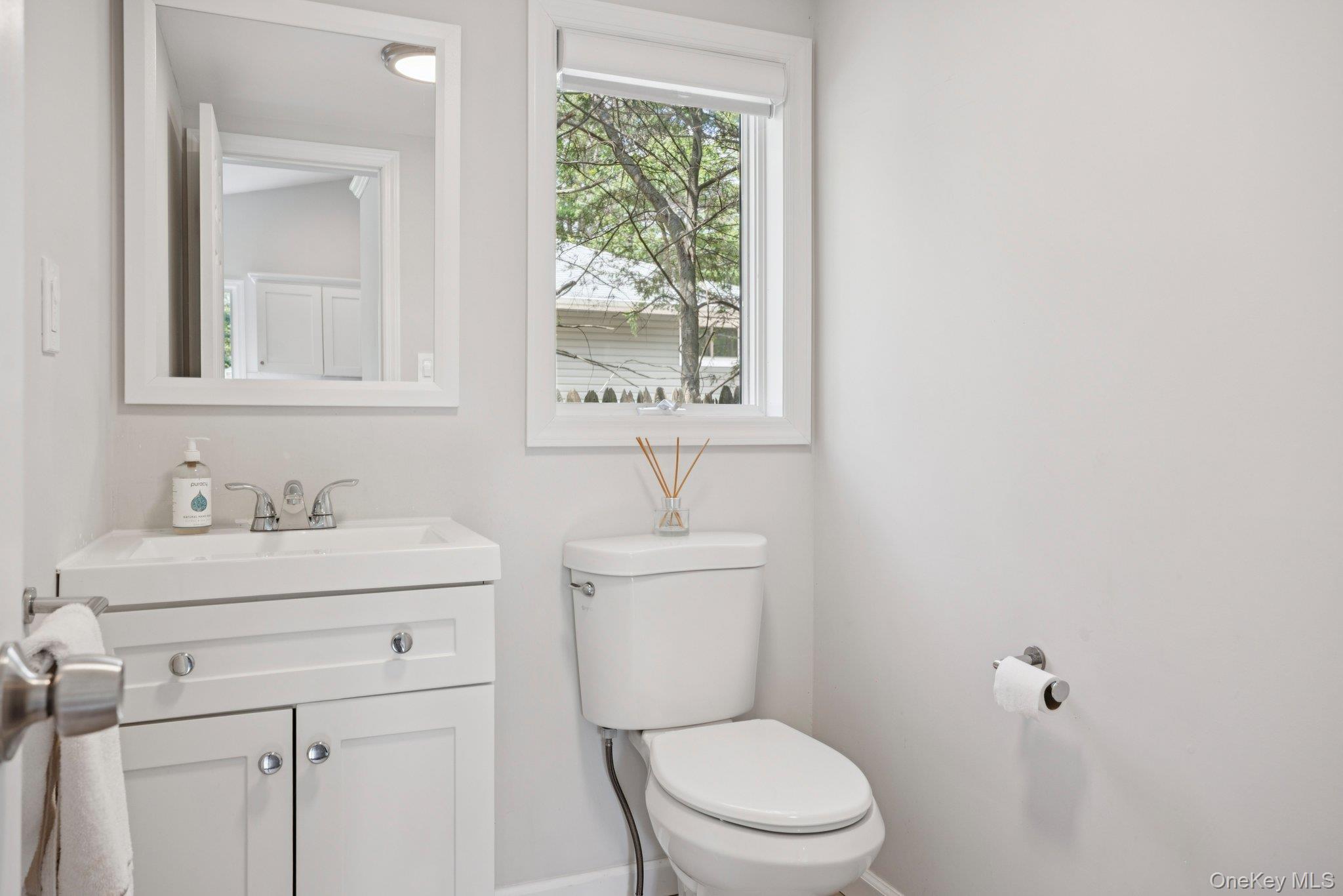 Single Family Panamoka  Suffolk County, NY 11961, MLS-891546-13