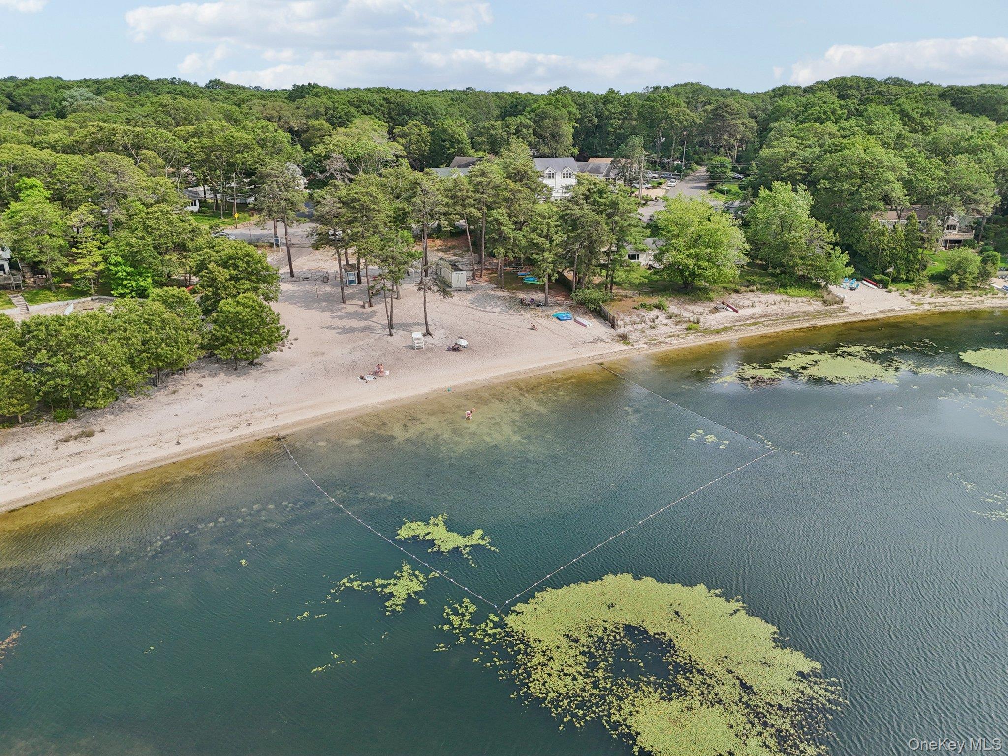 Single Family Panamoka  Suffolk County, NY 11961, MLS-891546-30