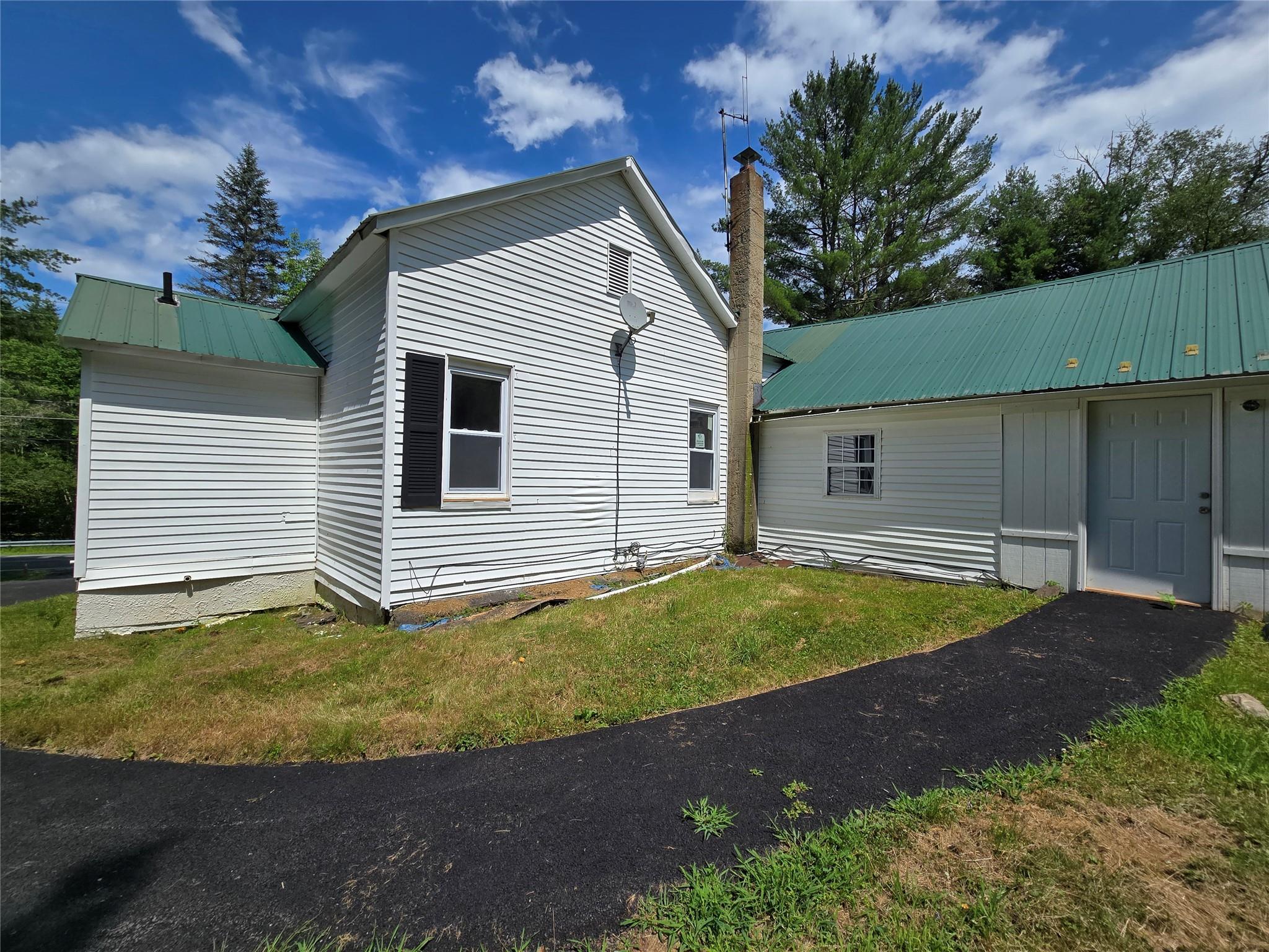 Single Family Harris Bushville  Sullivan County, NY 12701, MLS-891553-26