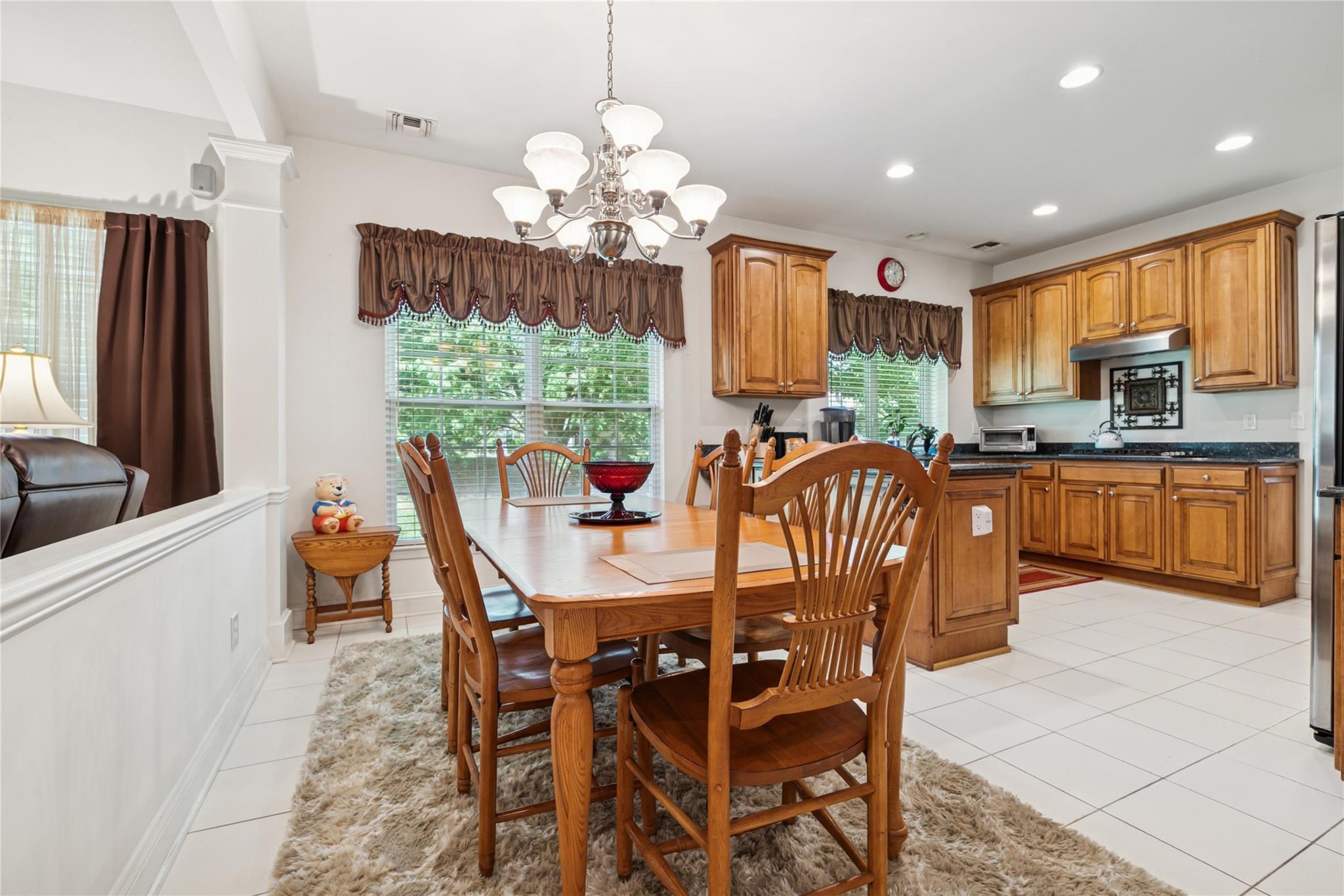 Condo Graycrest  Suffolk County, NY 11766, MLS-891568-23