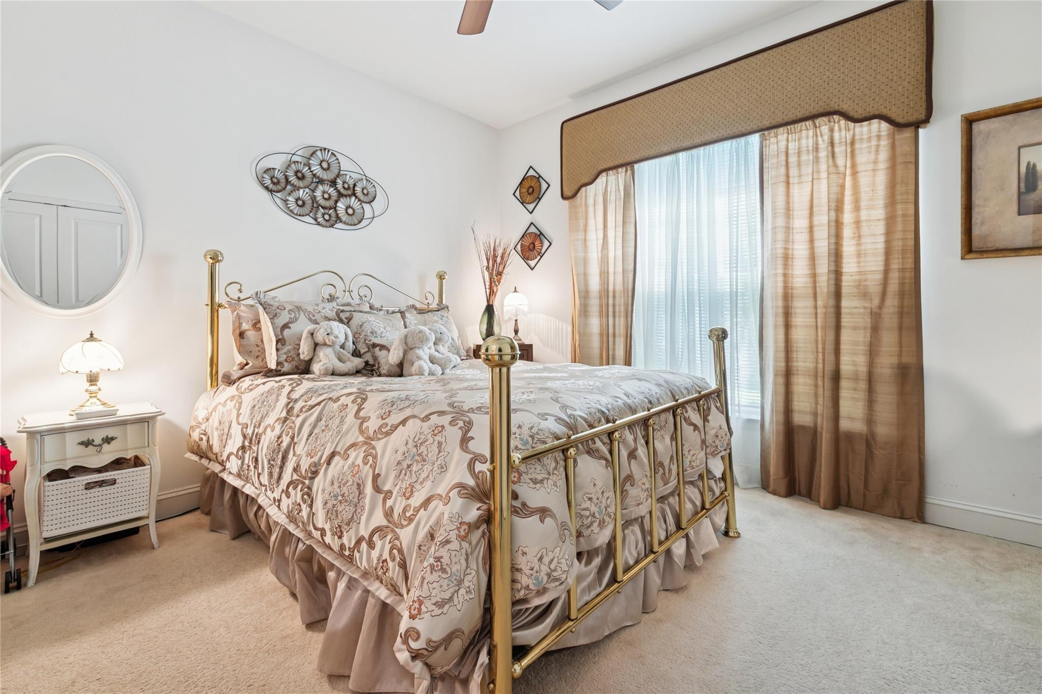 Condo Graycrest  Suffolk County, NY 11766, MLS-891568-38