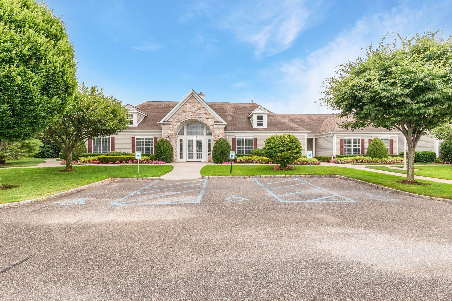 Condo Graycrest  Suffolk County, NY 11766, MLS-891568-41