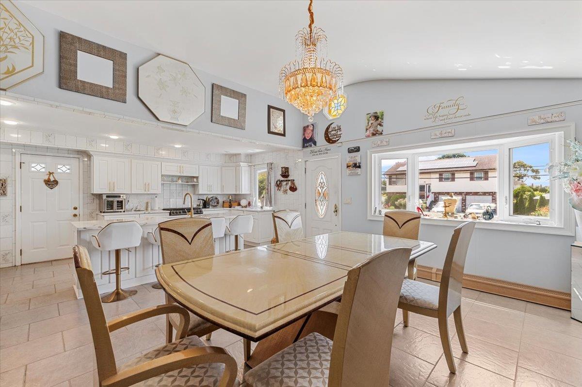 Single Family Knoll  Suffolk County, NY 11757, MLS-891629-10