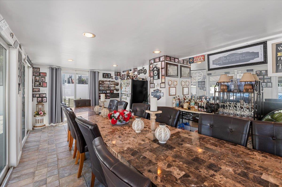 Single Family Knoll  Suffolk County, NY 11757, MLS-891629-29