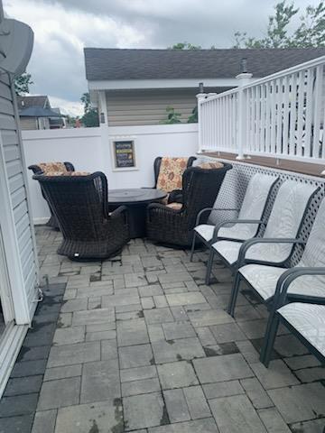 Single Family Knoll  Suffolk County, NY 11757, MLS-891629-35