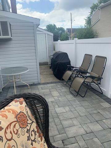 Single Family Knoll  Suffolk County, NY 11757, MLS-891629-36