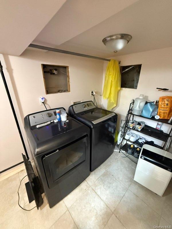 Single Family Biltmore  Nassau County, NY 11003, MLS-891637-10