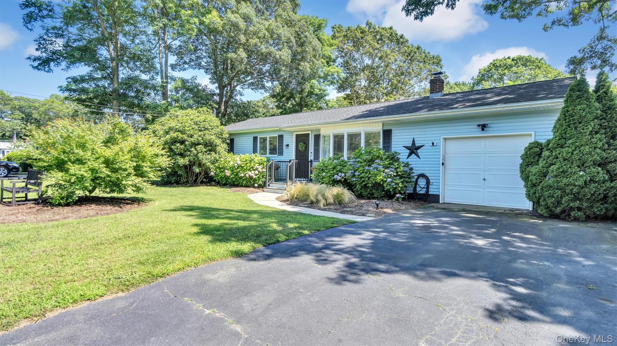 Single Family Holzman  Suffolk County, NY 11946, MLS-891647-18
