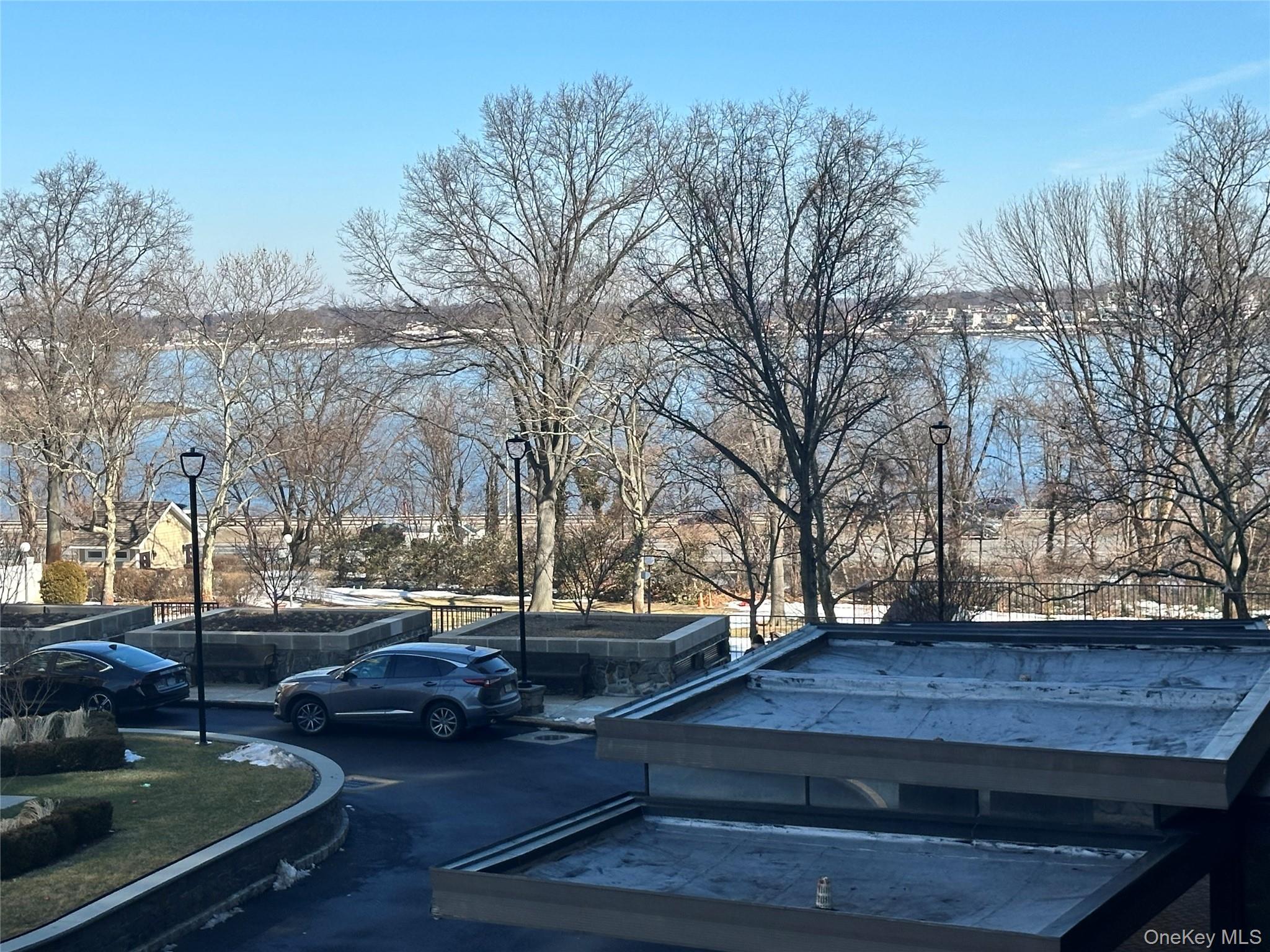 Coop 215  Queens, NY 11360, MLS-891650-13