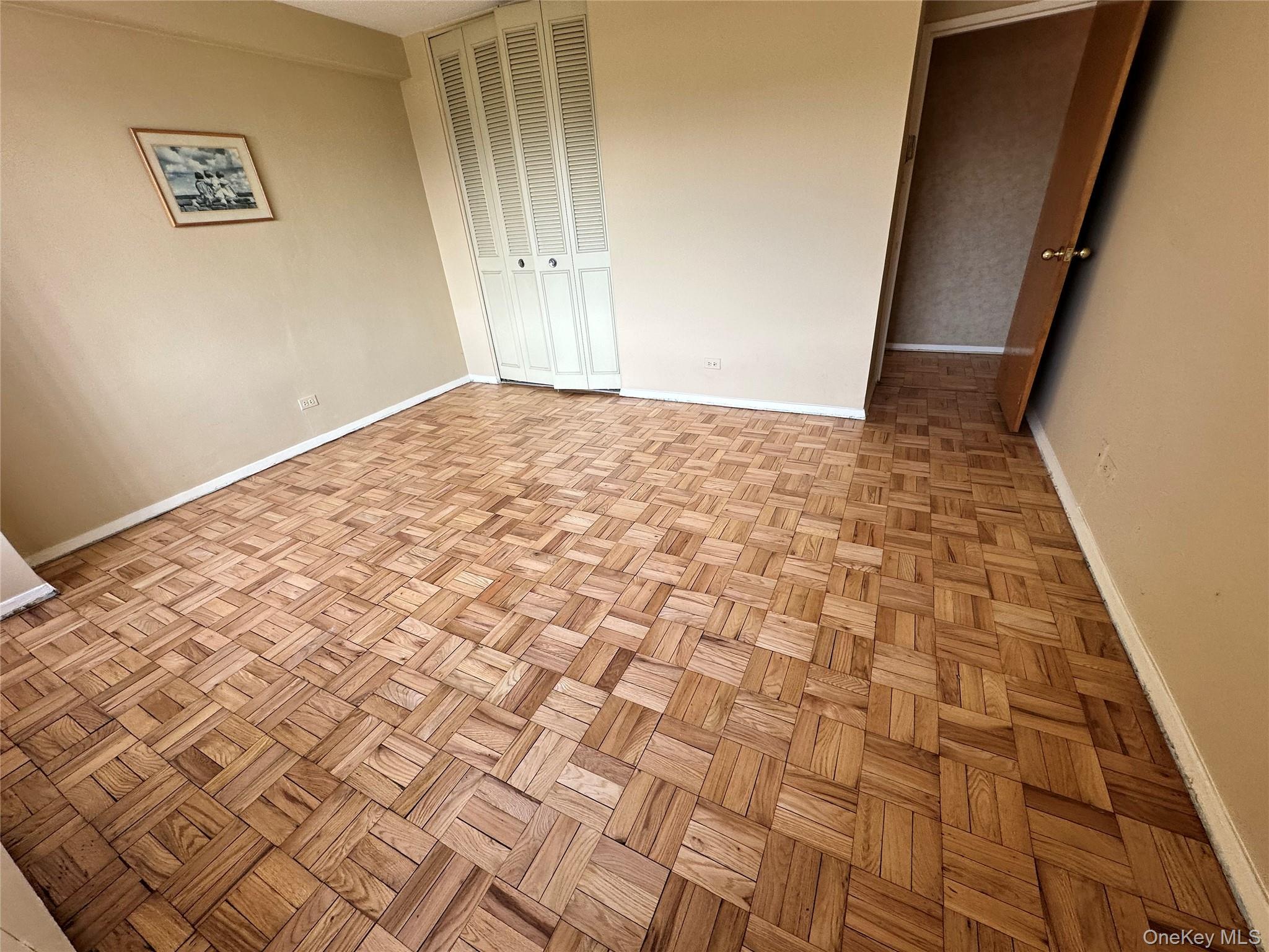 Coop 215  Queens, NY 11360, MLS-891650-20