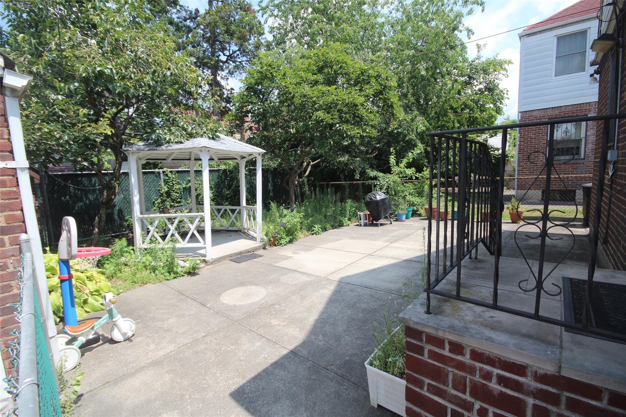 Single Family Coolidge  Queens, NY 11435, MLS-891780-16