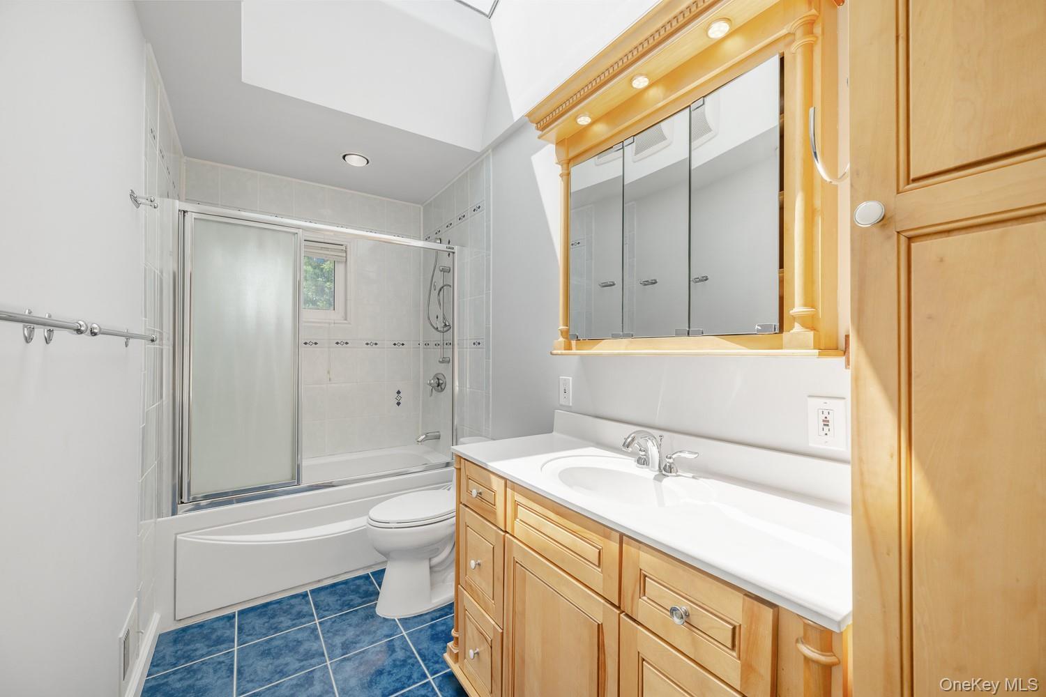 Single Family North Nassau County, NY 11040, MLS-891784-30