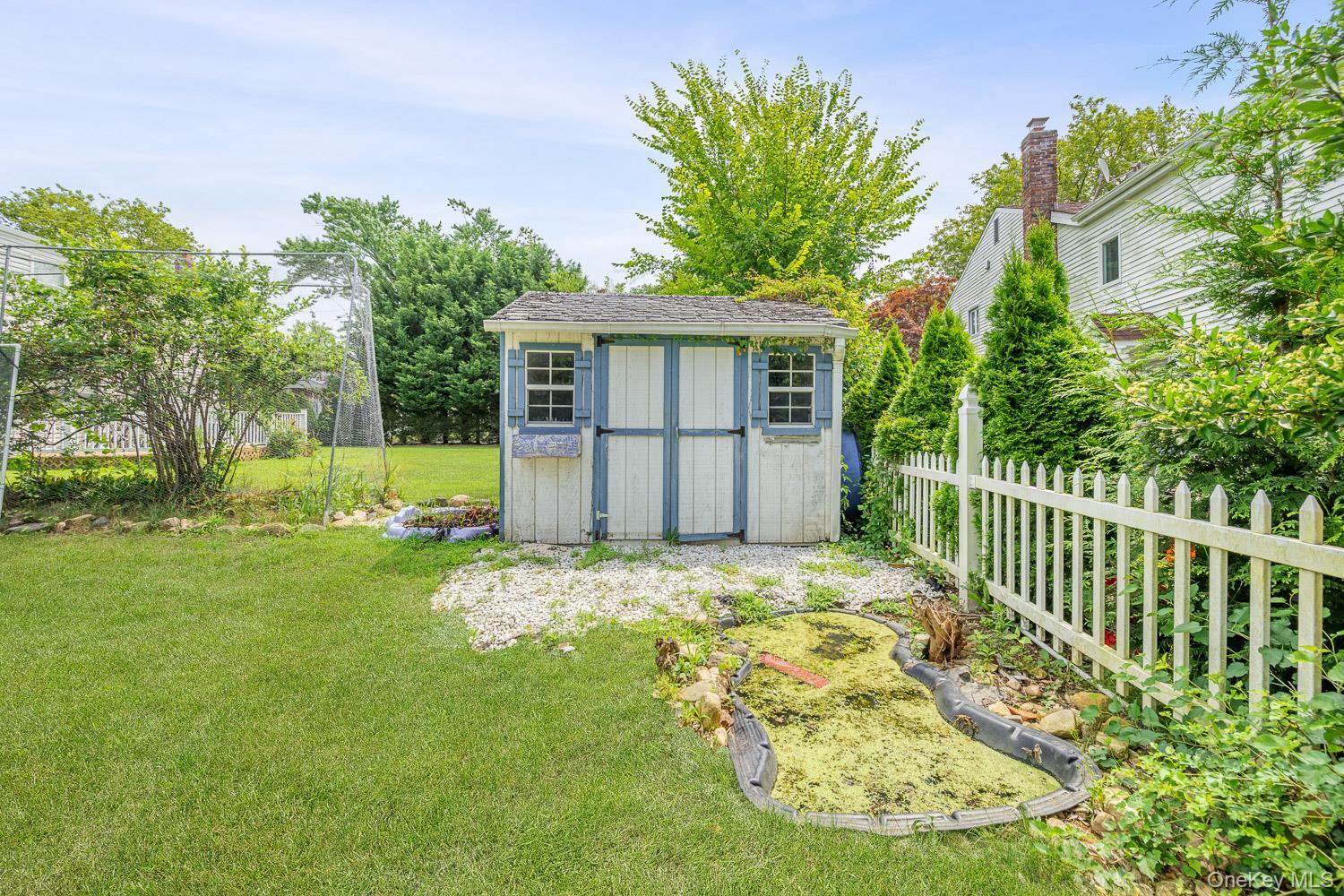 Single Family North Nassau County, NY 11040, MLS-891784-7