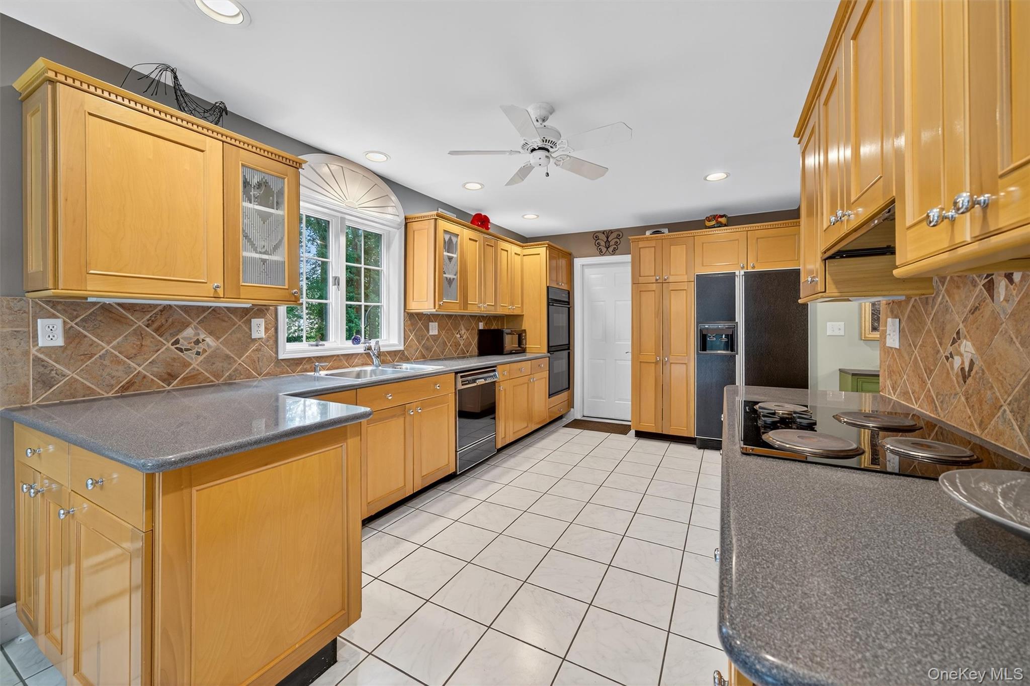 Single Family Salierno  Orange County, NY 10987, MLS-891796-10