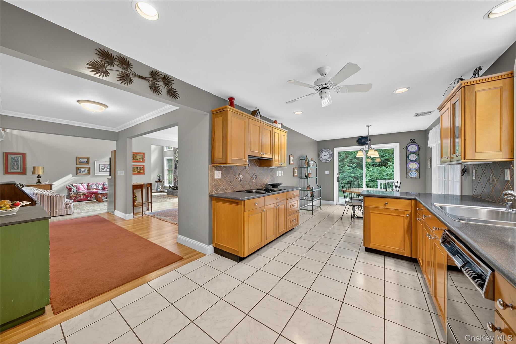 Single Family Salierno  Orange County, NY 10987, MLS-891796-8