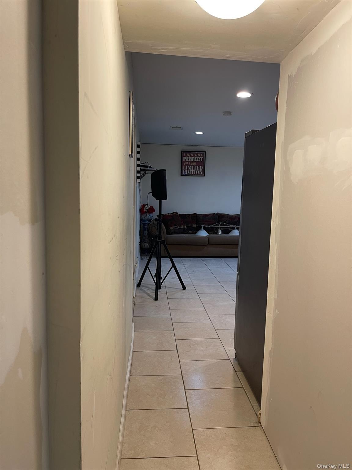 Single Family Golden Gate  Suffolk County, NY 11967, MLS-891798-17