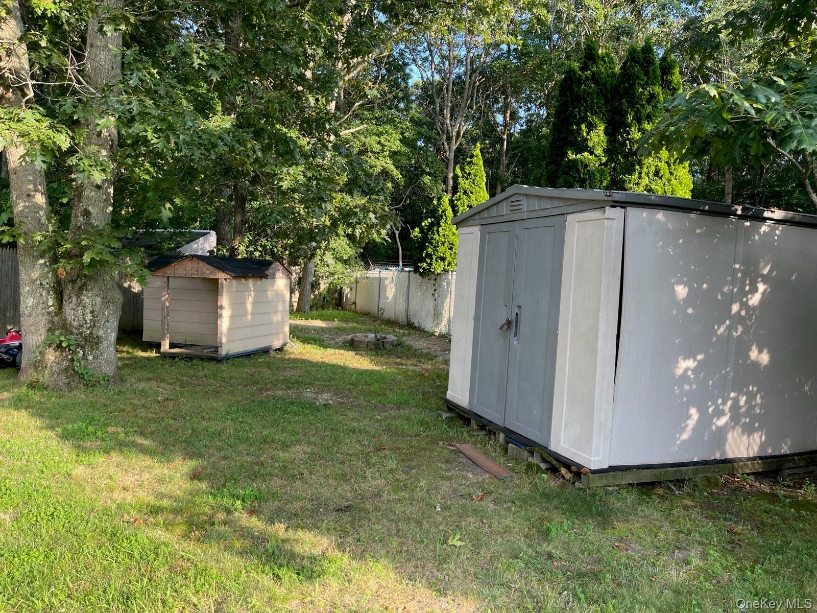 Single Family Golden Gate  Suffolk County, NY 11967, MLS-891798-27