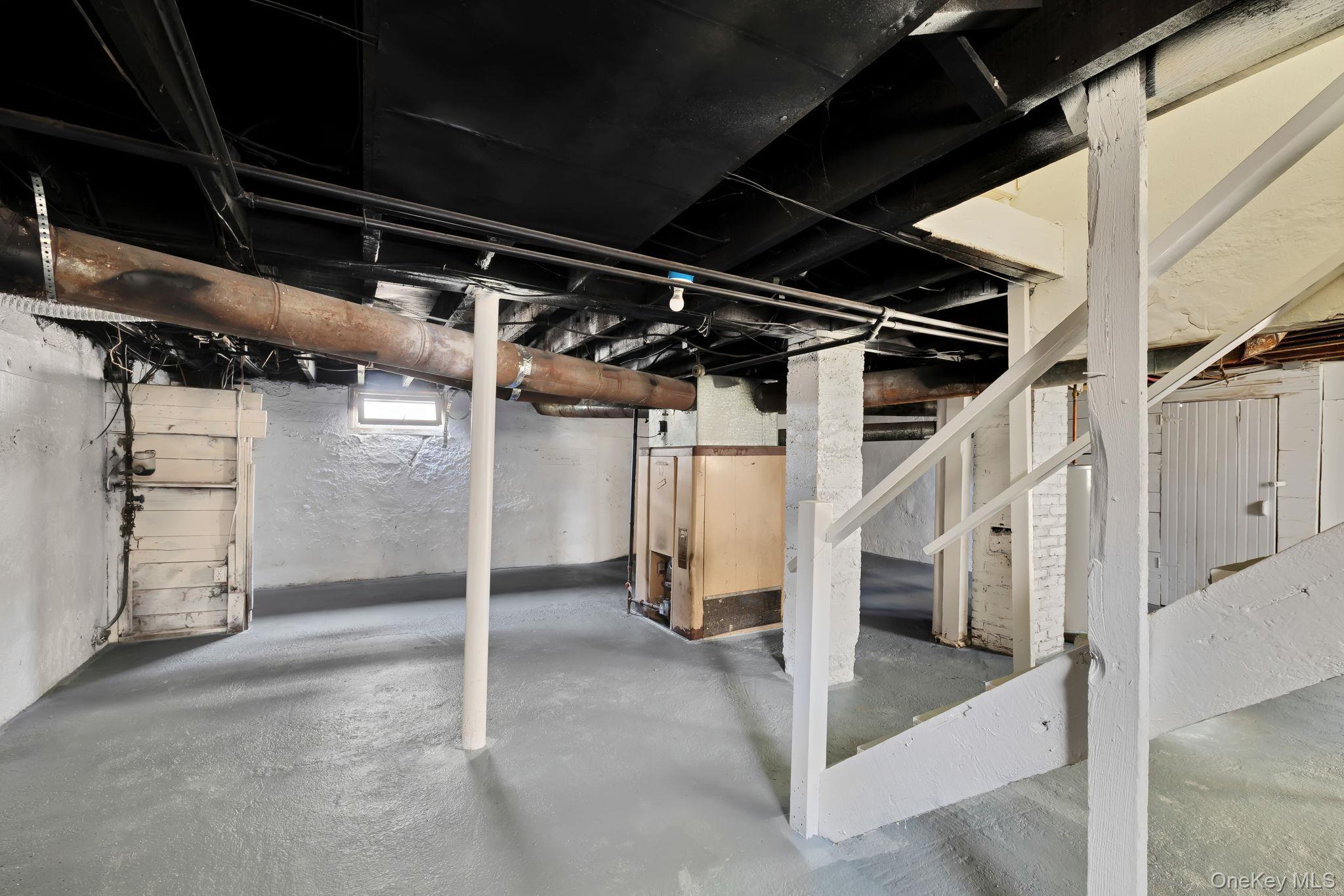 Single Family Academy  Orange County, NY 10940, MLS-891806-37