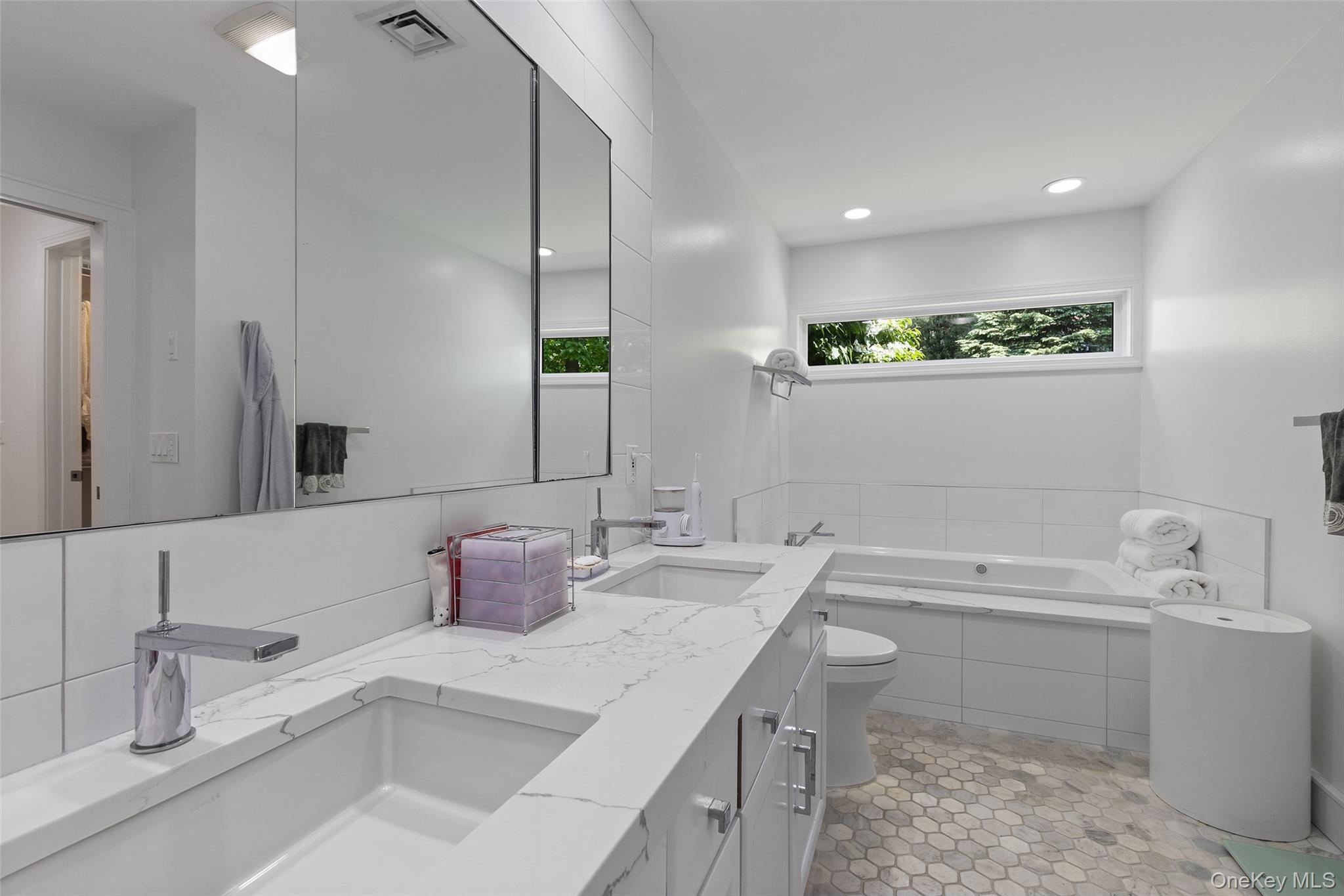 Condo Heritage Hills  Westchester County, NY 10589, MLS-891807-20