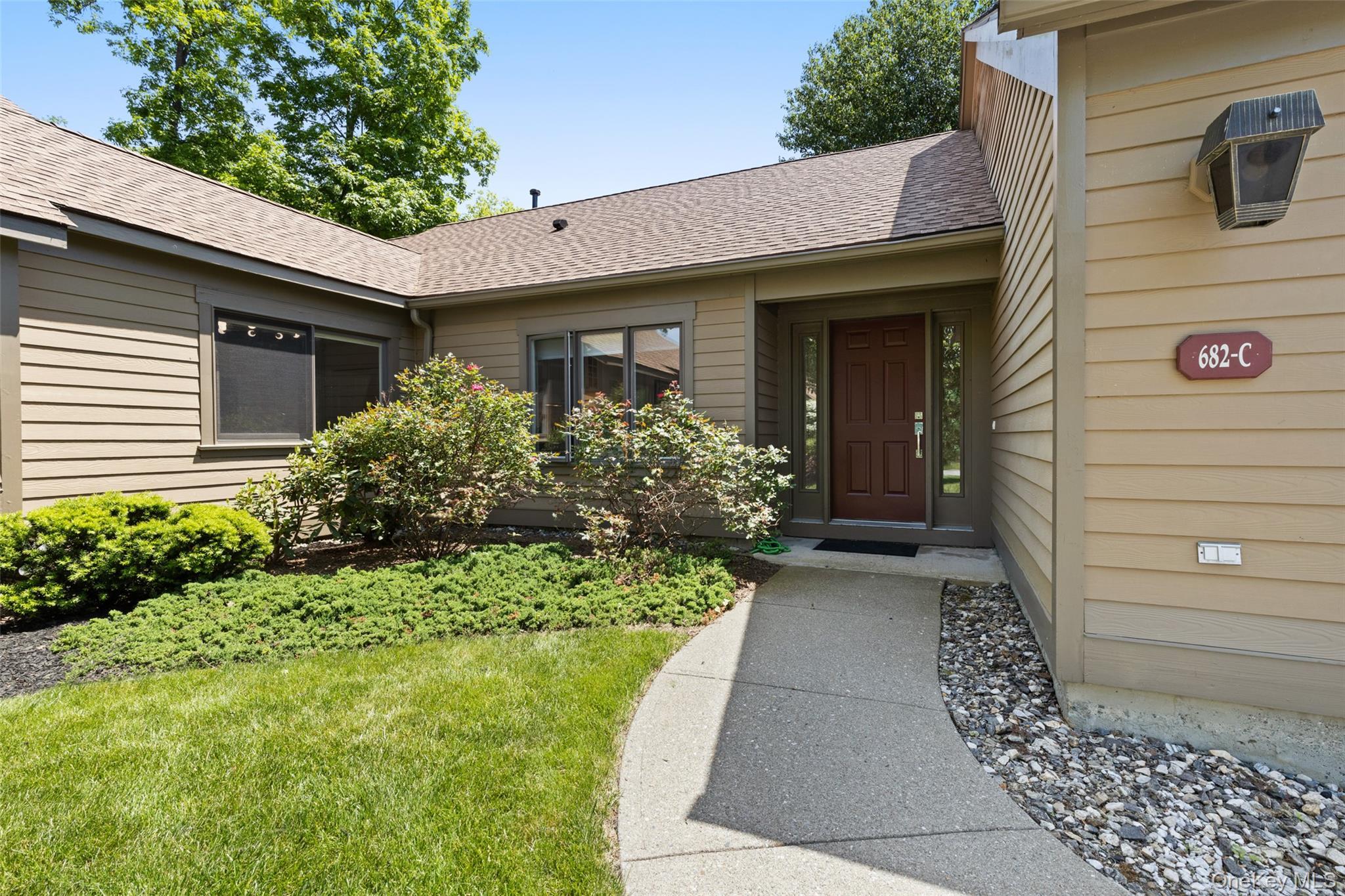 Condo Heritage Hills  Westchester County, NY 10589, MLS-891807-24
