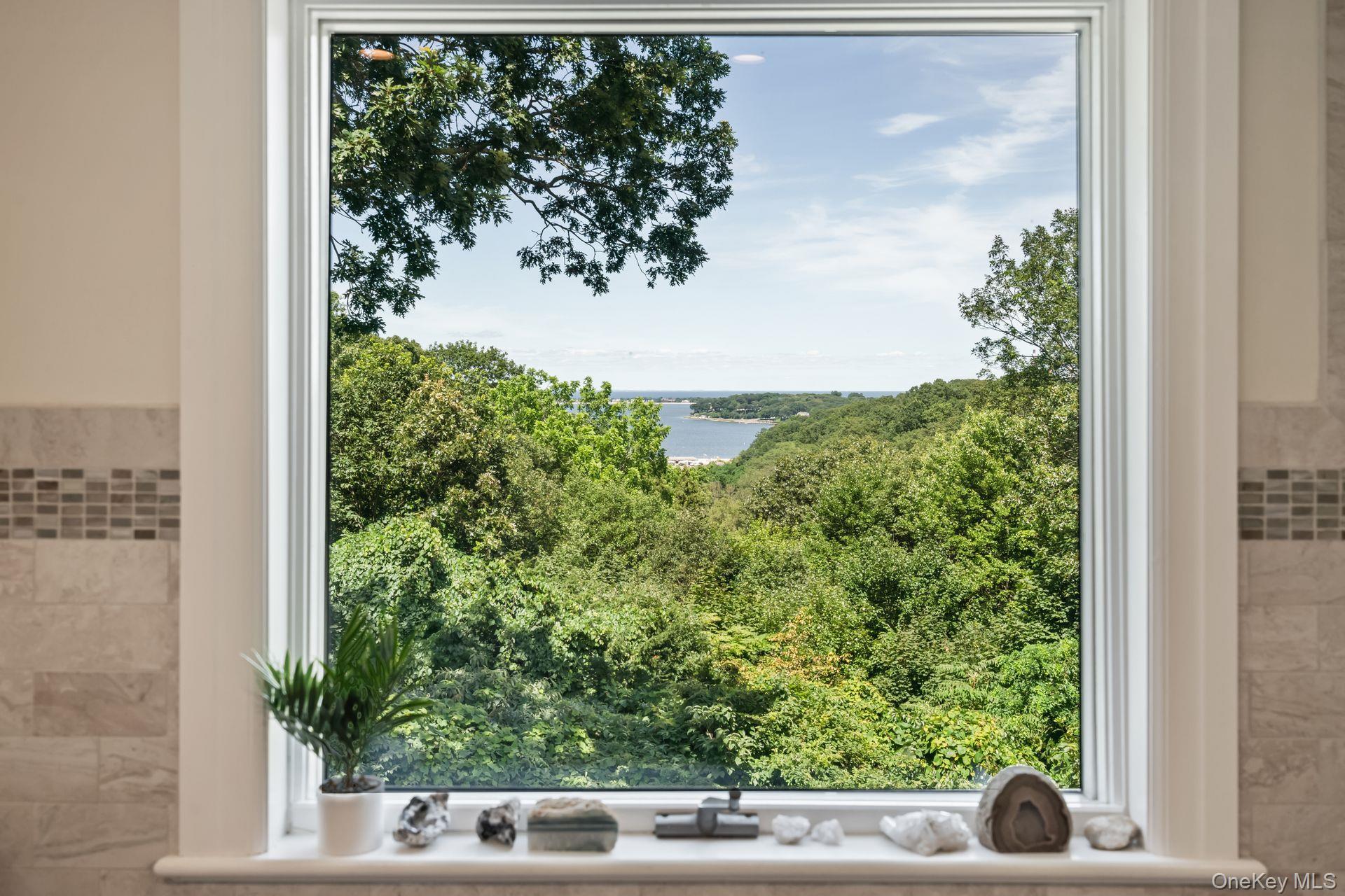 Single Family Thorman Suffolk County, NY 11743, MLS-891808-16