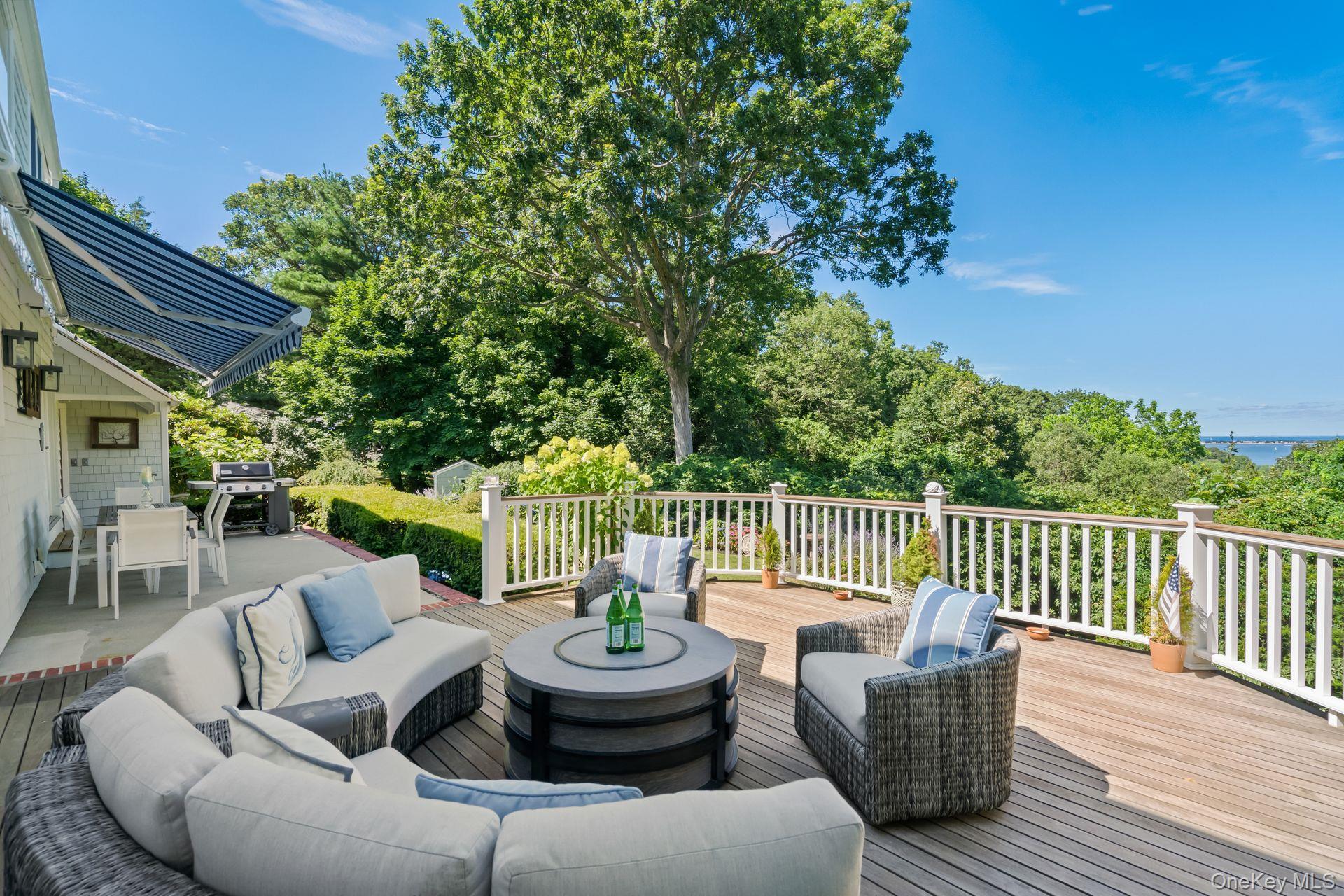 Single Family Thorman Suffolk County, NY 11743, MLS-891808-23