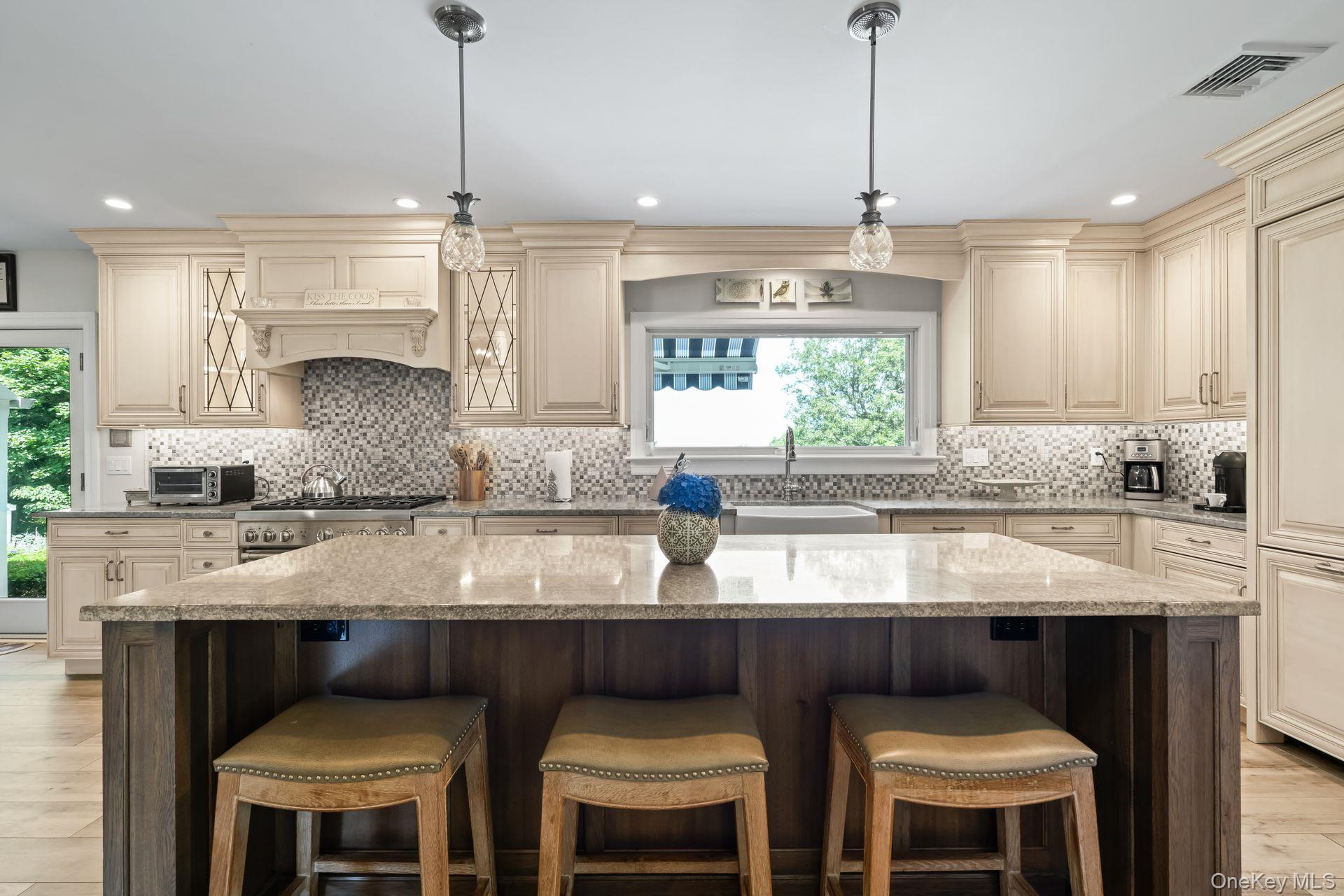 Single Family Thorman Suffolk County, NY 11743, MLS-891808-4