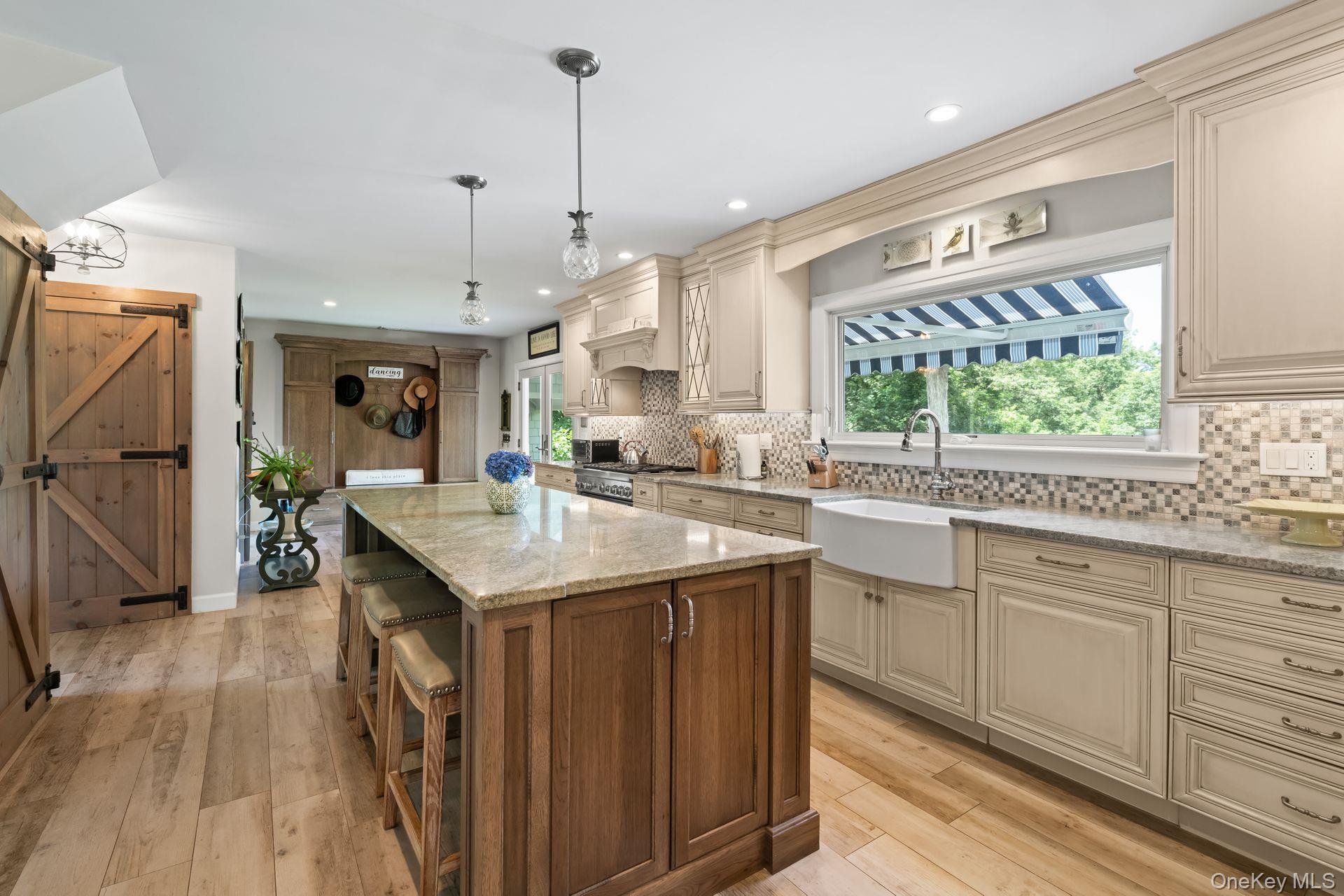 Single Family Thorman Suffolk County, NY 11743, MLS-891808-5