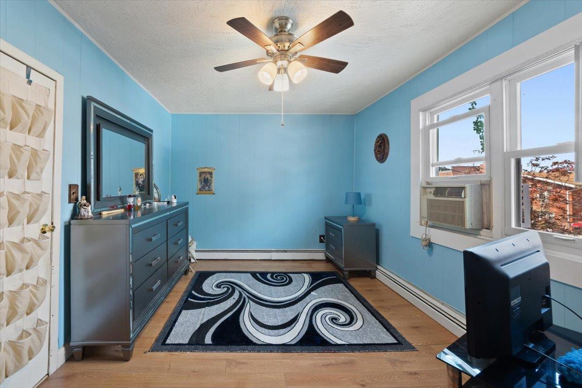 Single Family Logan  Bronx, NY 10465, MLS-891844-13