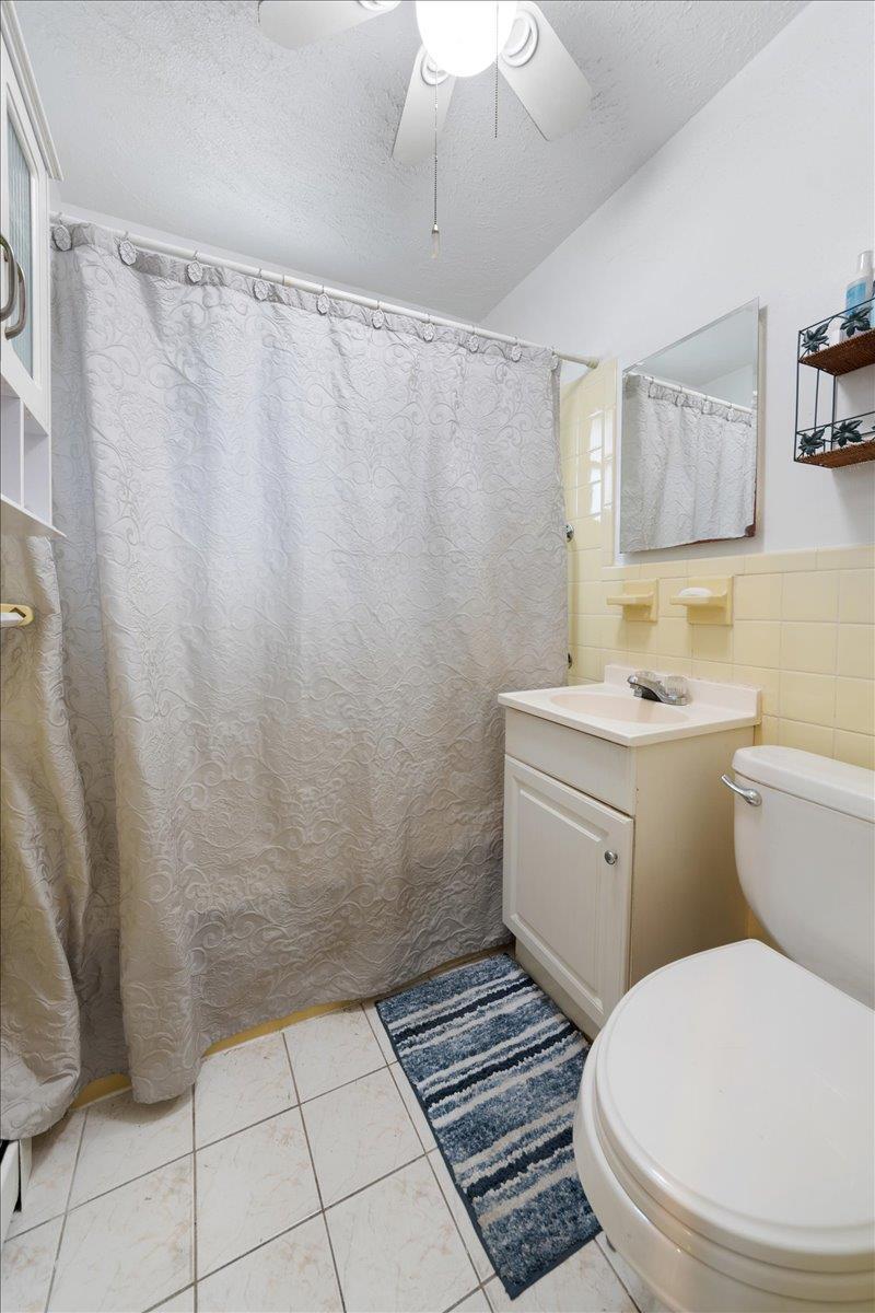 Single Family Logan  Bronx, NY 10465, MLS-891844-23