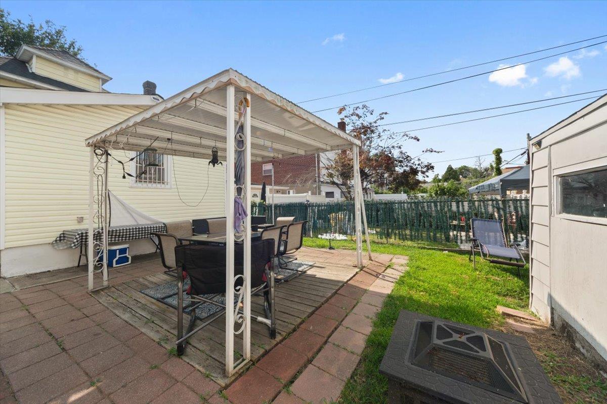 Single Family Logan  Bronx, NY 10465, MLS-891844-26
