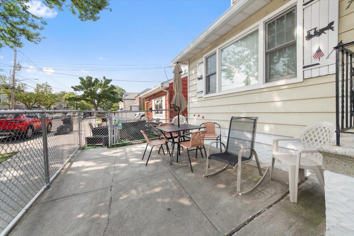 Single Family Logan  Bronx, NY 10465, MLS-891844-27
