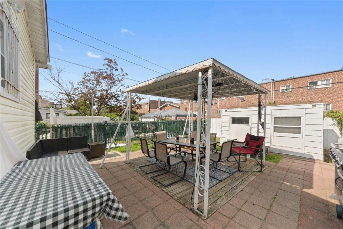 Single Family Logan  Bronx, NY 10465, MLS-891844-28